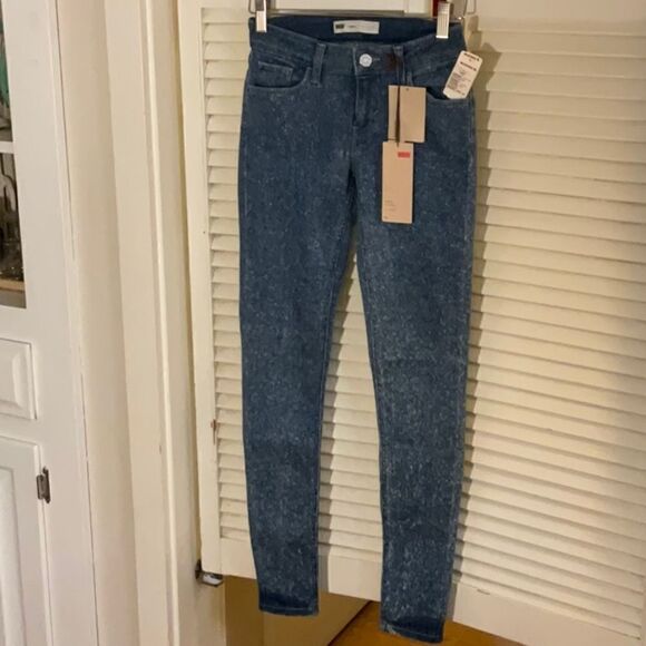 NWT Levi’s leggings 535 super stretch unique appearance ultra low rise 25 waist - Picture 3 of 10